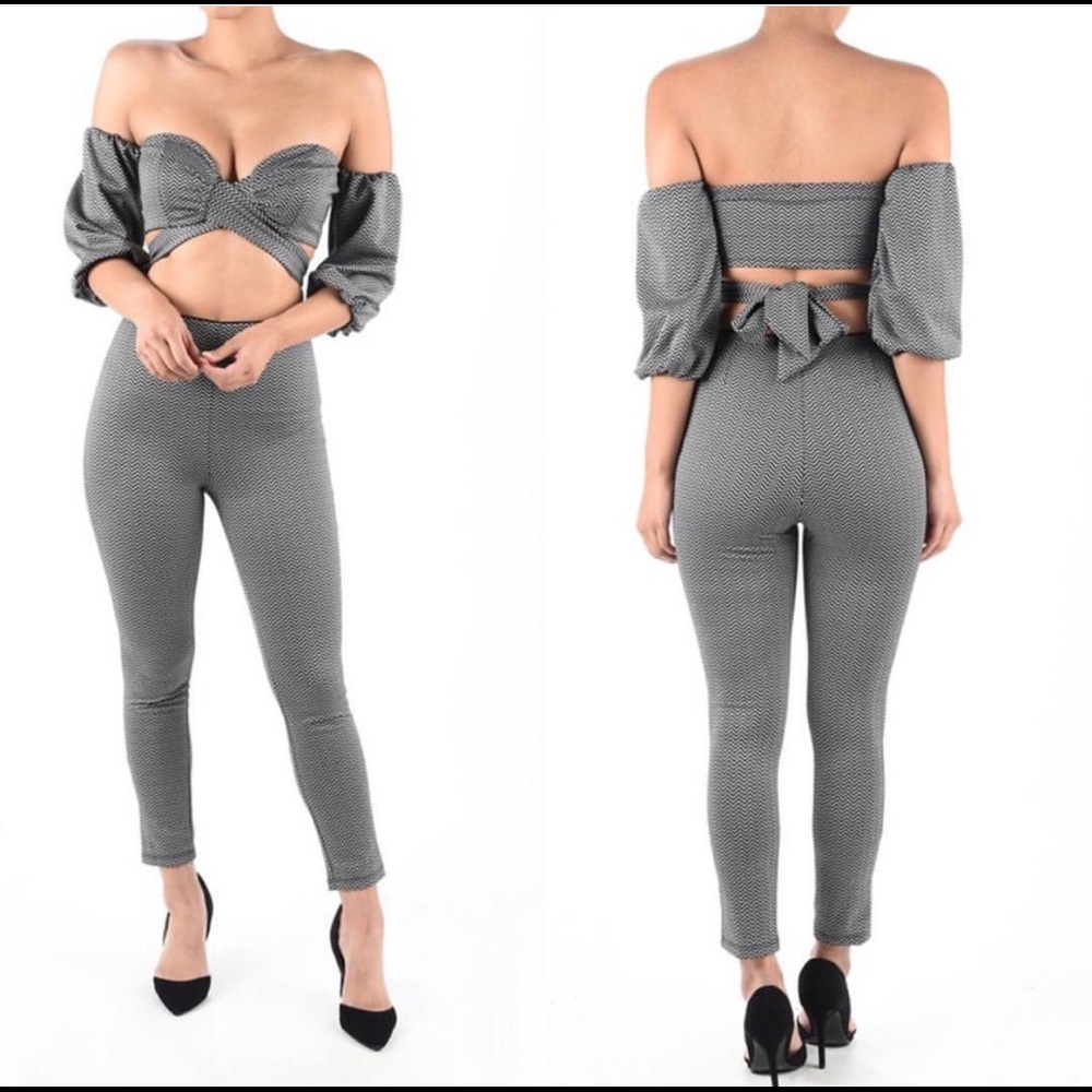New! Crop Top & Pants Two Piece Set